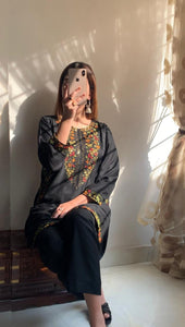 Chic Women's Stitched Embroidered Shirt And Trouser Set - 2 Pcs